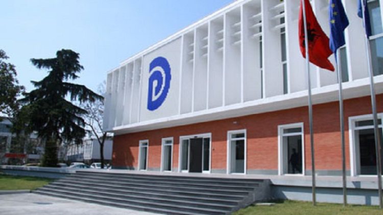 Partia Demokratike