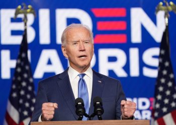 U.S Democratic presidential nominee Joe Biden speaks about election results in Wilmington, Delaware, U.S., November 6, 2020. REUTERS/Kevin Lamarque