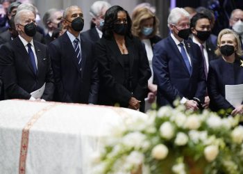 President Joe Biden, left, former President Barack Obama, former first lady Michelle Obama, former President Bill Clinton and former Secretary of State Hillary Clinton, during the funeral service for former Secretary of State Madeleine Albright at the Washington National Cathedral, Wednesday, April 27, 2022, in Washington. (AP Photo/Evan Vucci)