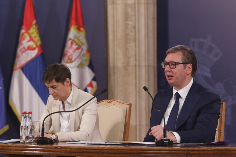 25, June, 2022, Belgrade - The President of the Republic of Serbia, Aleksandar Vucic, addressed the public in the building of the General Secretariat of the President of the Republic.  Ana Brnabic, Aleksandar Vucic. Photo: M. K./ATAImages

25, jun, 2022, Beograd - Predsednik Republike Srbije Aleksandar Vucic obratio se javnosti u zgradi Generalnog  sekretarijata predsednika Republike. Photo: M. K./ATAImages Photo: M.K./ATAImages/PIXSELL/PIXSELL