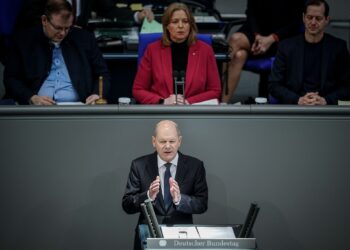 20 March 2024, Berlin: German Chancellor Olaf Scholz delivers a government statement on the European Council during a session at the German Bundestag. Photo: Kay Nietfeld/dpa