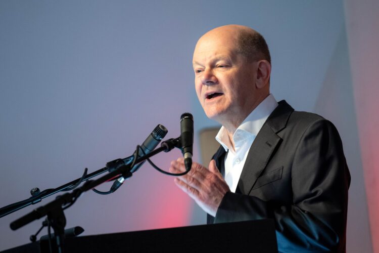 Federal Chancellor Olaf Scholz is confident that the upcoming peace conference in Switzerland will bring progress in the Ukraine conflict. Photo: Sina Schuldt/dpa