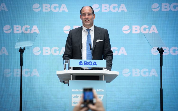 FILED - Dirk Jandura, president of the German foreign trade association (BGA) speaks at the opening of the Entrepreneurs' Day 2024. Photo: Bernd von Jutrczenka/dpa