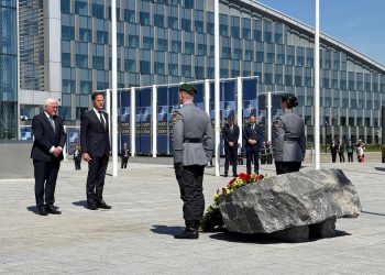 Federal President Frank-Walter Steinmeier and Nato Secretary General Mark Rutte laid a wreath at the ceremony at the Nato headquarters. Photo: Ansgar Haase/dpa