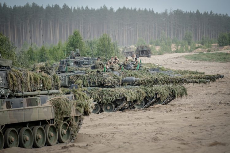 FILED - The Bundeswehr with Leopard 2 tanks during a NATO exercise: Until now, new purchases by the German military have required a lot of lead time. Photo: Kay Nietfeld/dpa