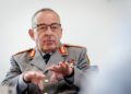 16 September 2025, Berlin: Carsten Breuer, Inspector General of the German Armed Forces (Bundeswehr), speaks in an interview with journalists from the German Press Agency. Photo: Kay Nietfeld/dpa
