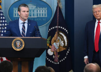 WASHINGTON, DC - JANUARY 30: U.S. President Donald Trump R looks on as U.S. Secretary of Defense Pete Hegseth speaks about the mid-air crash between American Airlines and a military helicopter at the White House on January 30, 2025 in Washington, DC. PUBLICATIONxNOTxINxCHN Copyright: xChinaxNewsxServicex 111545595705