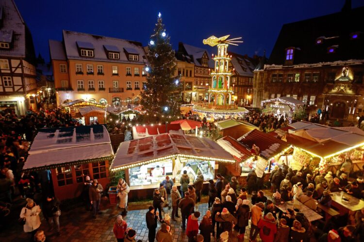 FILED - A view of the Christmas market in Quedlinburg. A poll revealed that nearly two-thirds of citizens in Germany (62%) are worried about the possibility of attacks on Christmas markets. Photo: Matthias Bein/dpa