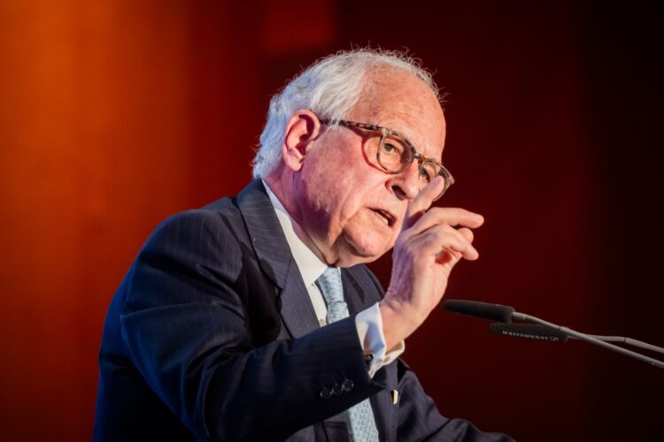 FILED - Top German diplomat Wolfgang Ischinger sees the agreement on aid for Ukraine as a loss of credibility for the EU. Photo: Christoph Soeder/dpa