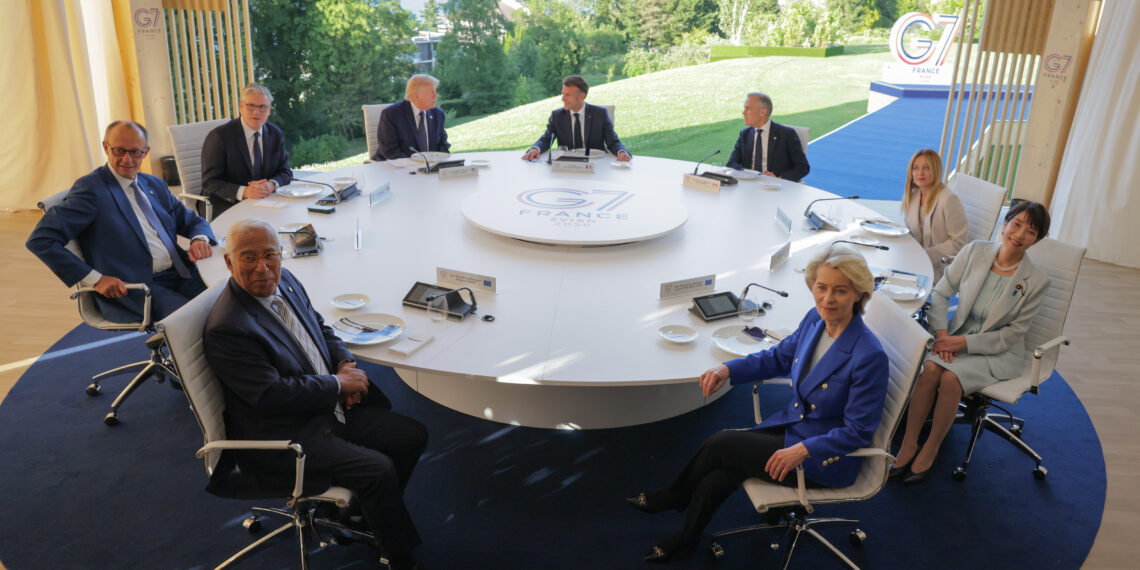 Friedrich Merz, Keir Starmer, António Costa, Donald Trump, Emmanuel Macron, Mark Carney, Ursula von der Leyen, Giorgia Meloni and Sanae Takaichi