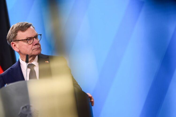 Germany's Foreign Minister Johann Wadephul speaks at a press conference during the German-Polish Forum at the Federal Foreign Office in Berlin. The event marks the 35th anniversary of the German-Polish Treaty on Good Neighbourly Relations and Friendly Cooperation. Photo: Sebastian Christoph Gollnow/dpa